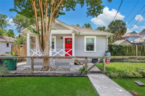 724 E 21st Street Houston TX 77008