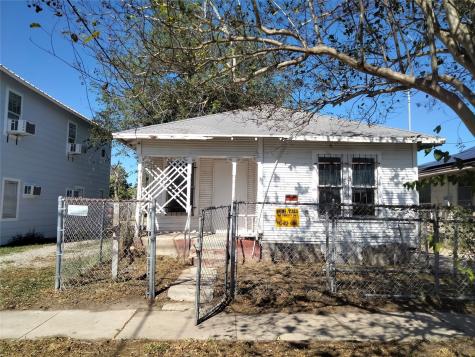 1410 Craig Street Corpus Christi TX 78404