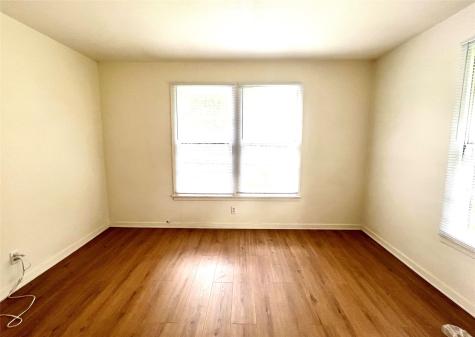 528 E Milam Street La Grange TX 78945