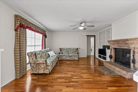 8960 County Road 505 Brazoria TX 77422