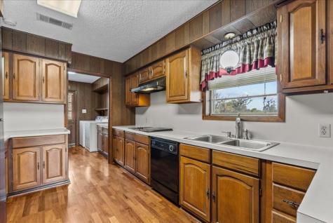 8960 County Road 505 Brazoria TX 77422