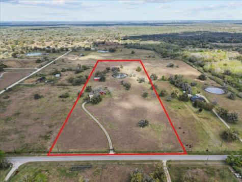 8960 County Road 505 Brazoria TX 77422