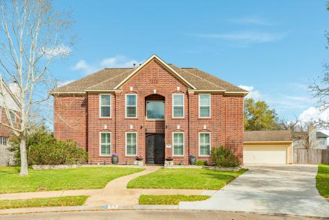 59 Sunrose Court Lake Jackson TX 77566