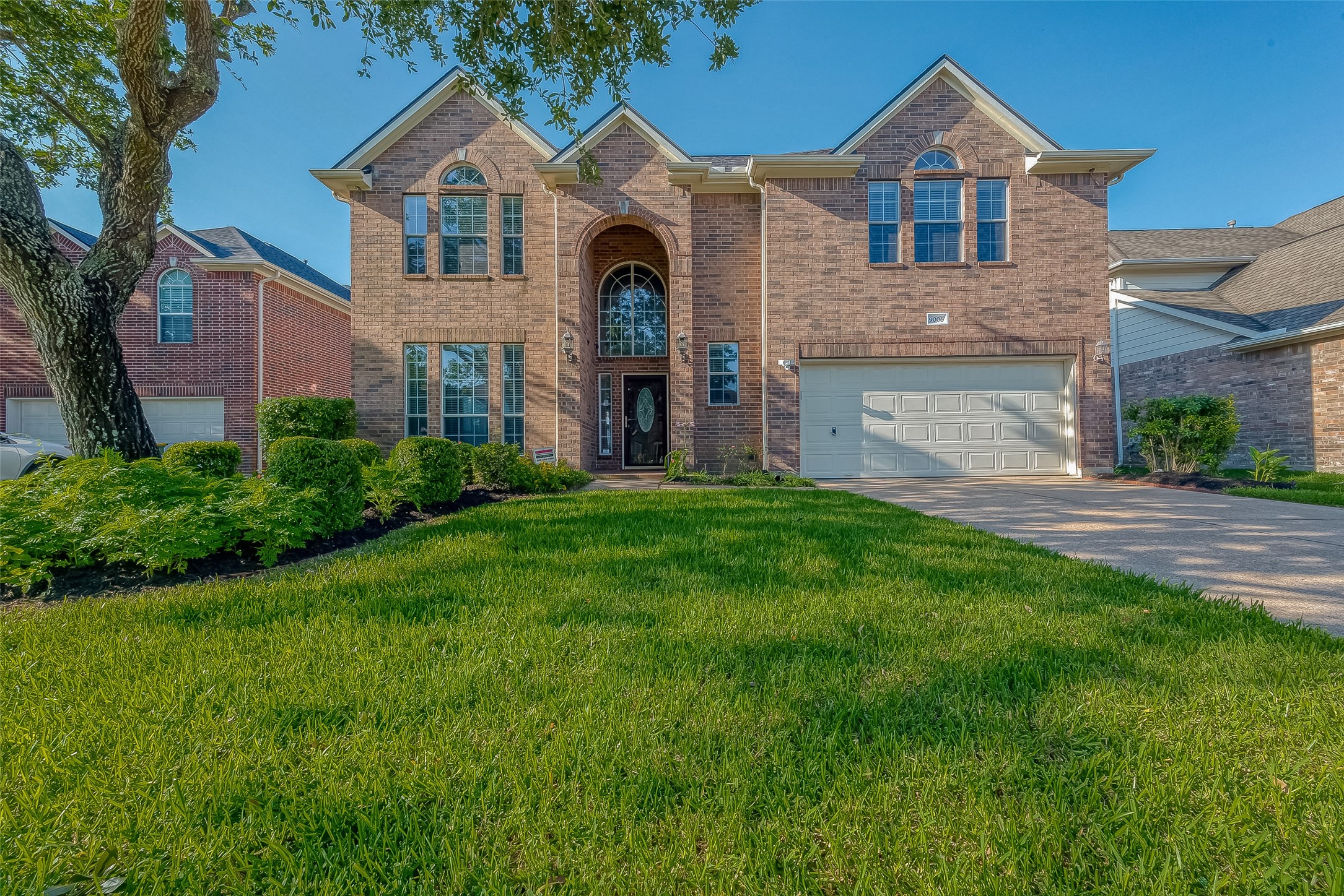 9006 Sunny Brook Lane Pearland TX 77584