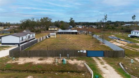 119 Road 5217 Cleveland TX 77327