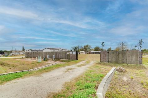 119 Road 5217 Cleveland TX 77327