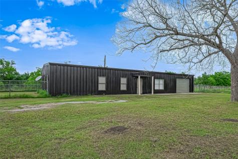 8017 Colorado Street Wharton TX 77488
