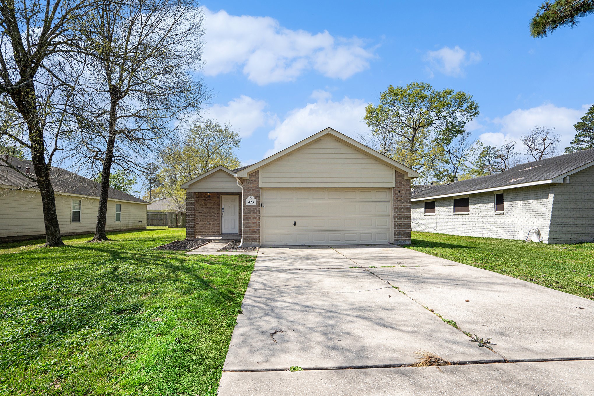 423 Dorsal Way Crosby TX 77532