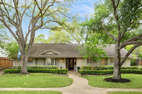 10722 Del Monte Drive Houston TX 77042