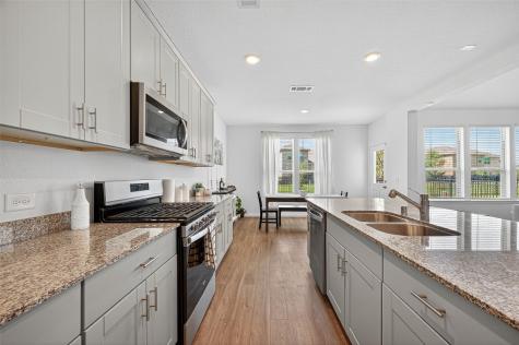 1005 Laguna Cove Drive Katy TX 77493