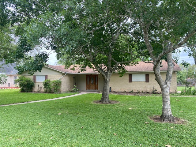 209 Marigold Street Lake Jackson TX 77566