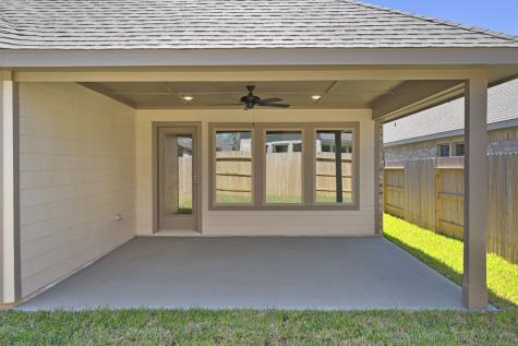 1016 Shoal Creek Trail Conroe TX 77304