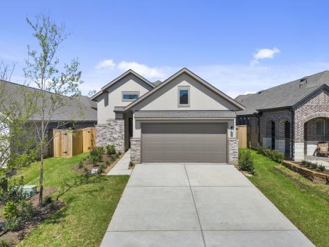 1016 Shoal Creek Trail Conroe TX 77304