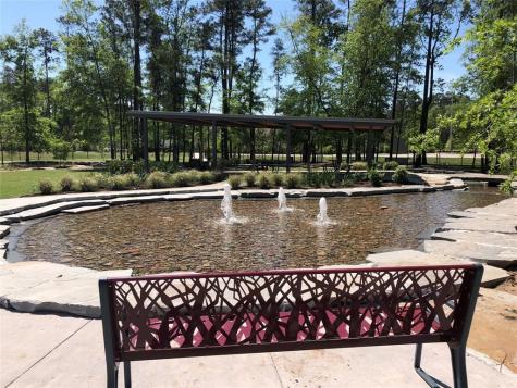 1016 Shoal Creek Trail Conroe TX 77304