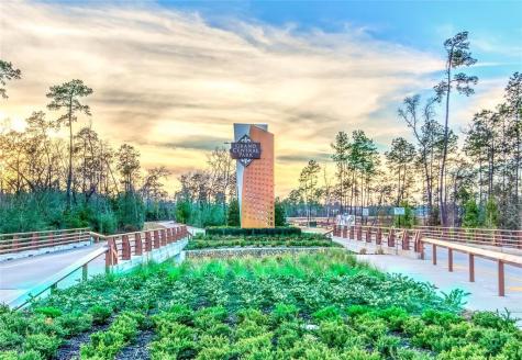 1016 Shoal Creek Trail Conroe TX 77304