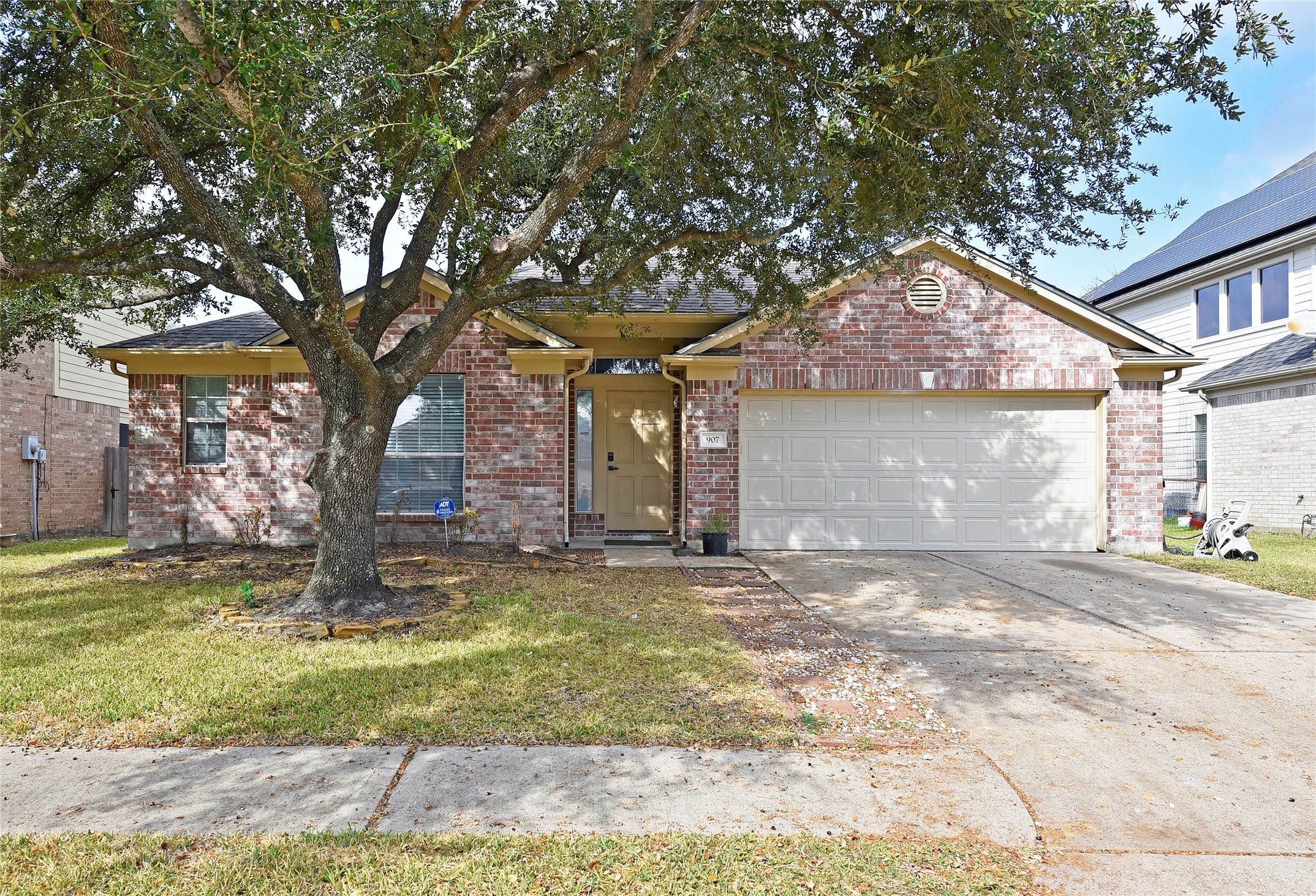 907 Garden Land Court Houston TX 77073