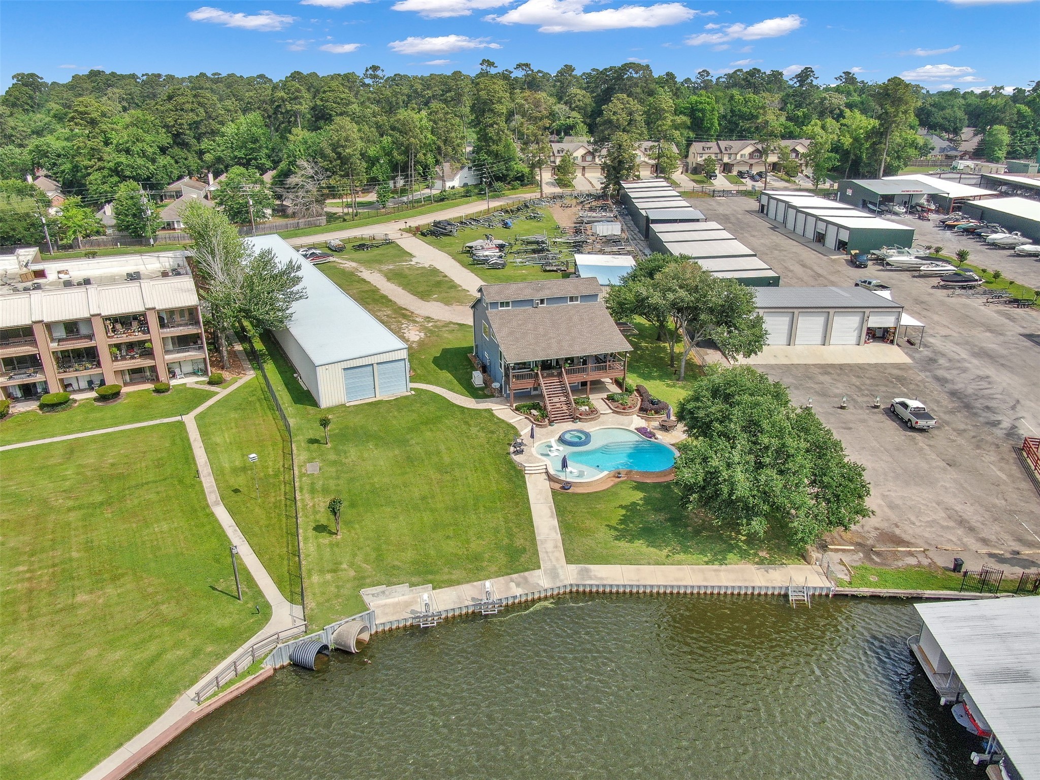 15561 Marina Drive Montgomery TX 77356