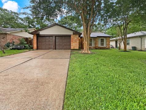 16715 Townes Road Friendswood TX 77546