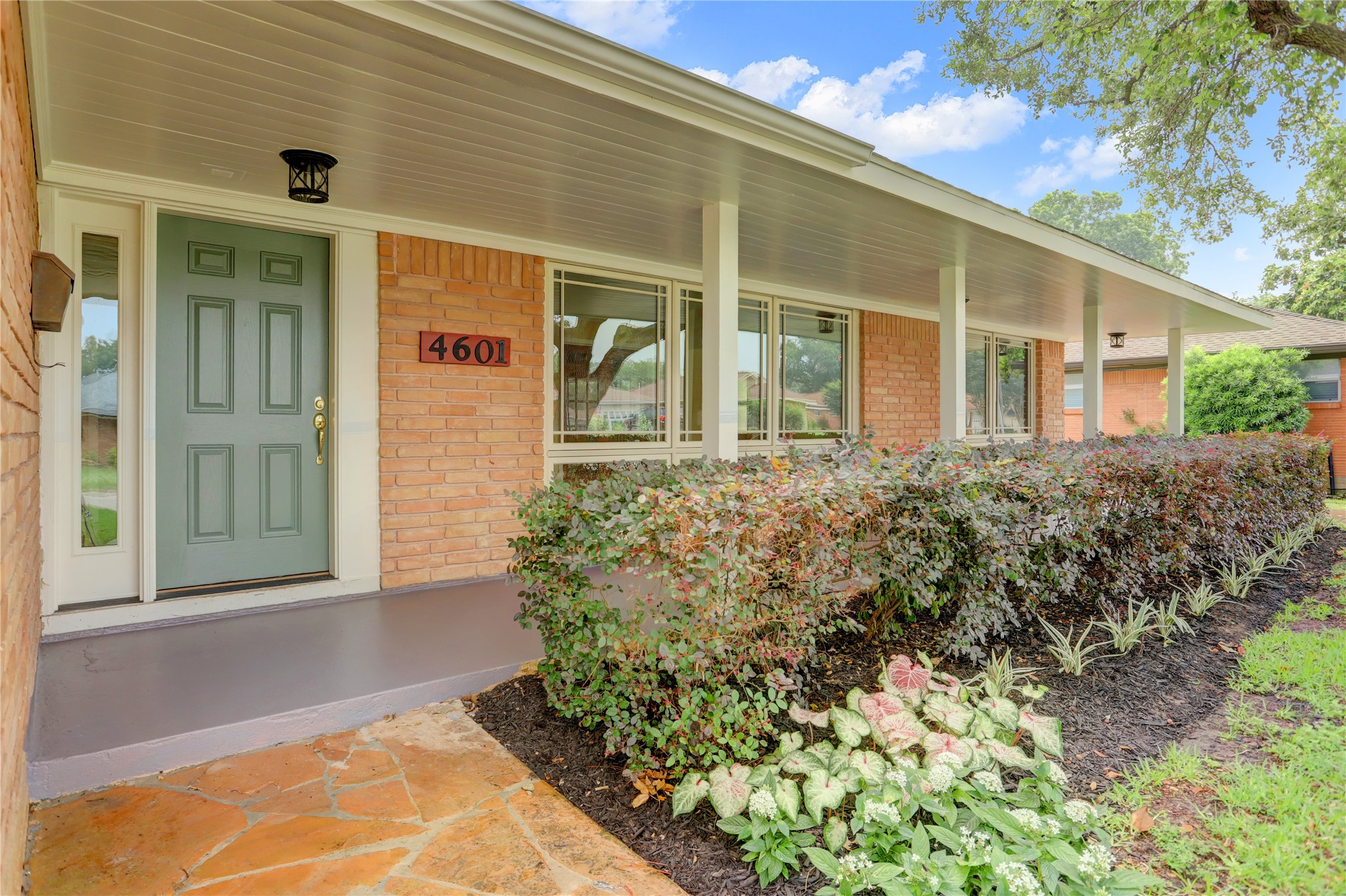 4601 Creekbend Drive Houston TX 77035