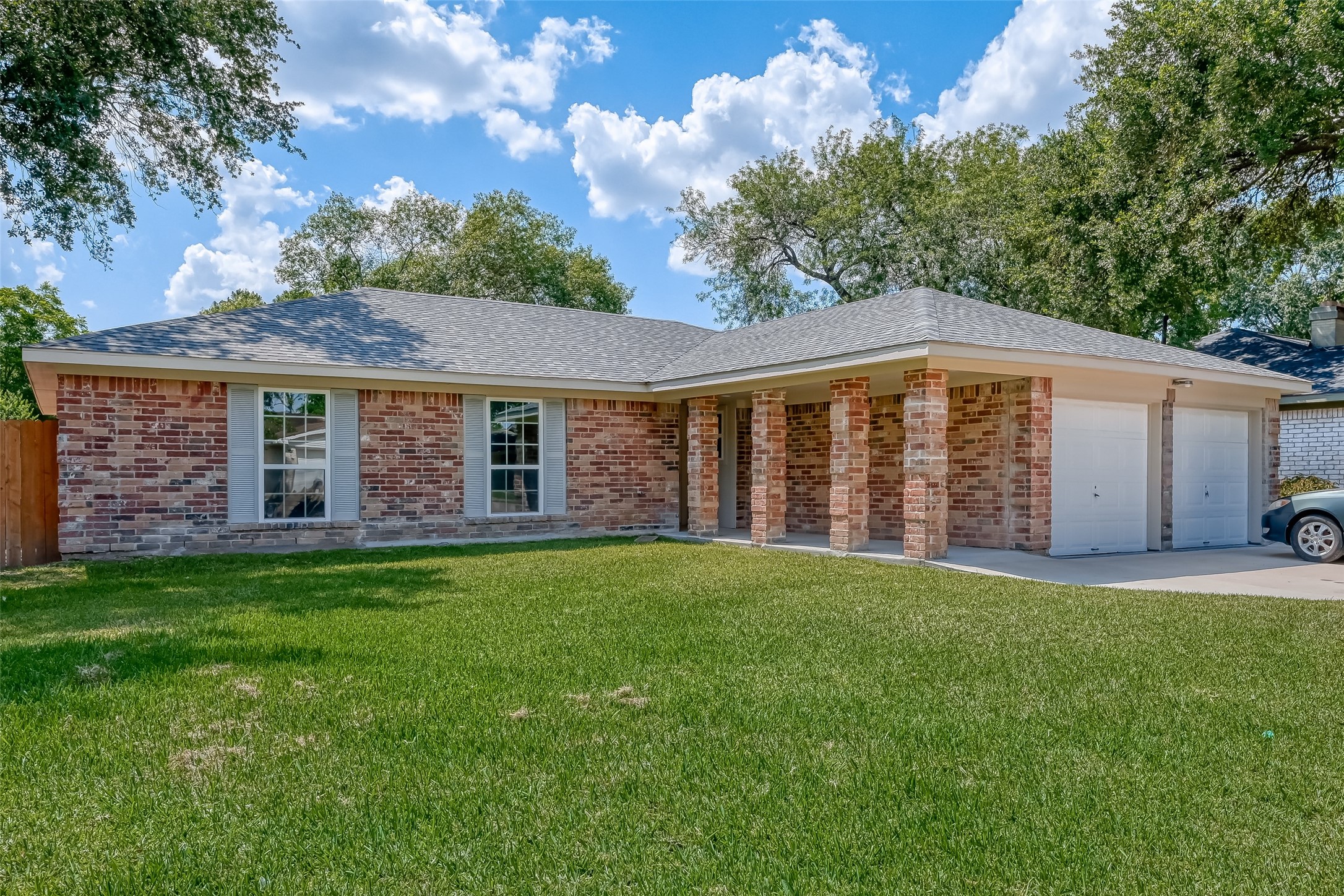 10622 Huntington Point Drive Houston TX 77099