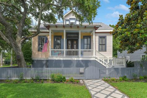 1502 20th Street Galveston TX 77550