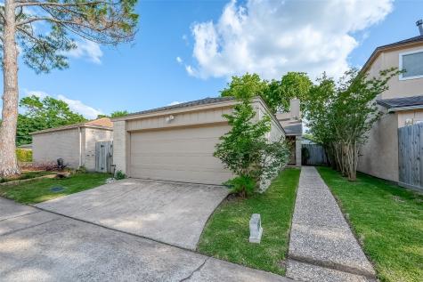 12800 Briar Forest Drive 37 Houston TX 77077