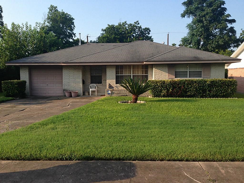 2830 Monticello Drive Houston TX 77045