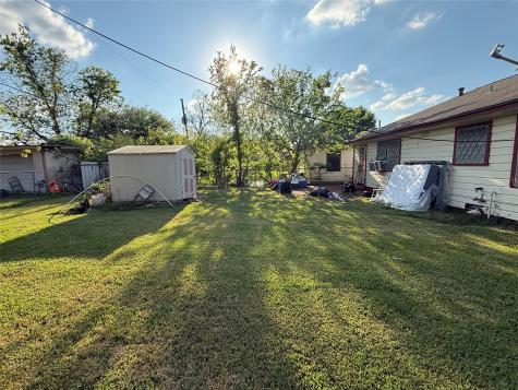 8622 Othello Street Houston TX 77029