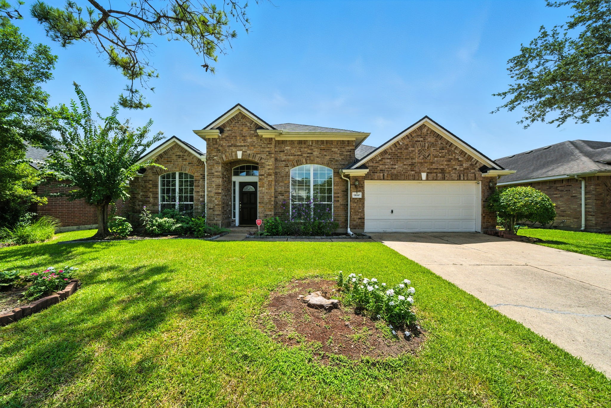 11610 Waterwood Court Pearland TX 77584