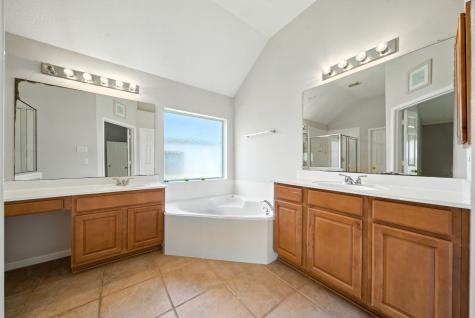 11610 Waterwood Court Pearland TX 77584