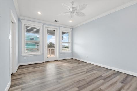 23401 4th Avenue Galveston TX 77554