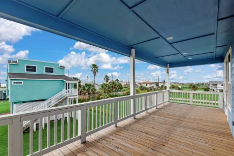 23401 4th Avenue Galveston TX 77554