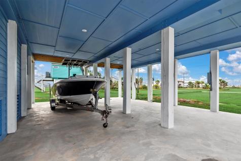 23401 4th Avenue Galveston TX 77554