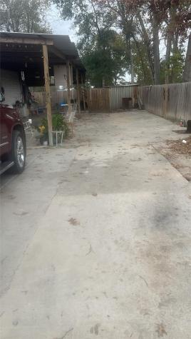 612 Elm Avenue Crosby TX 77532