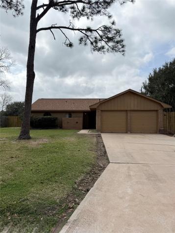 3808 Holly Glen Bay City TX 77414