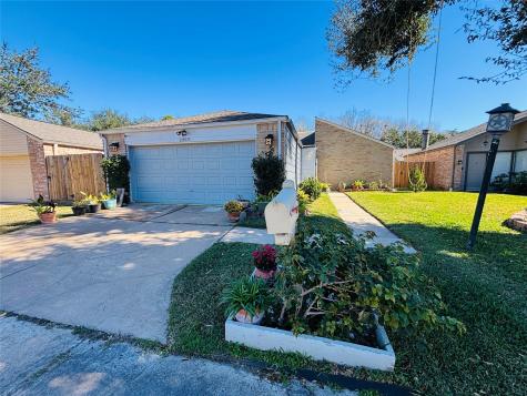 2207 Cottonwood Court Missouri City TX 77459