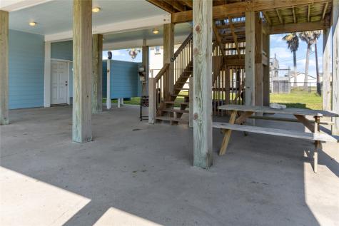 976 Bahama Drive Port Bolivar TX 77650