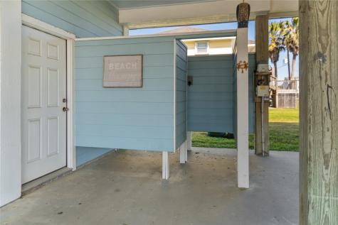 976 Bahama Drive Port Bolivar TX 77650