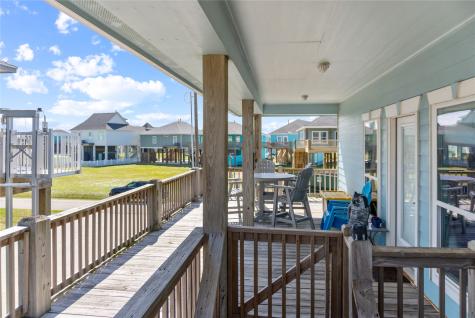 976 Bahama Drive Port Bolivar TX 77650