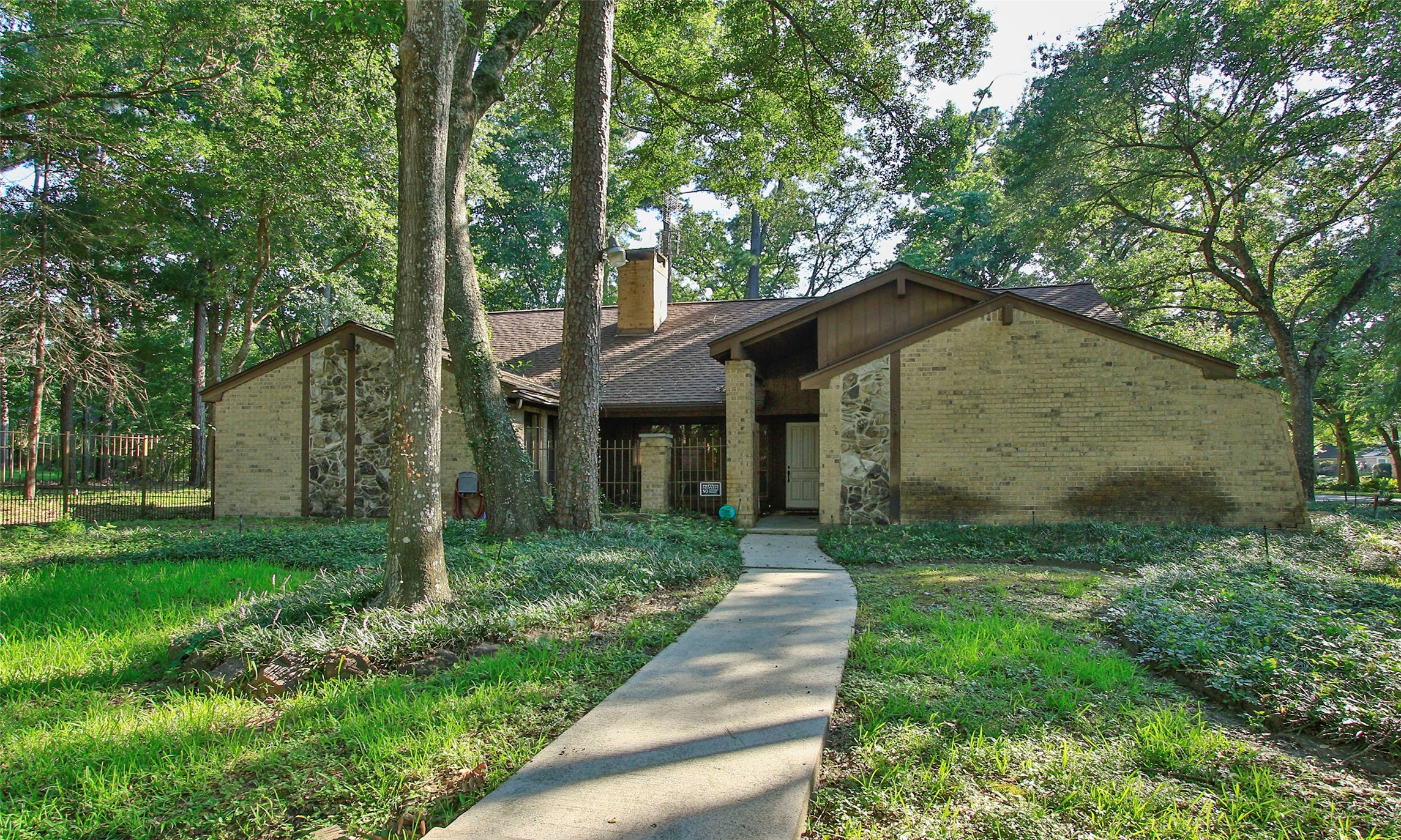15427 Oaklawn Park Drive Houston TX 77069