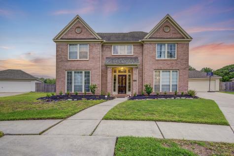 2101 Island Villas Drive League City TX 77573