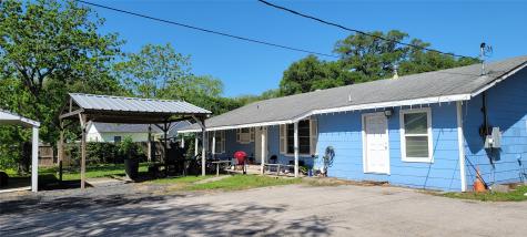 1902 1/2 Beaumont Street League City TX 77573