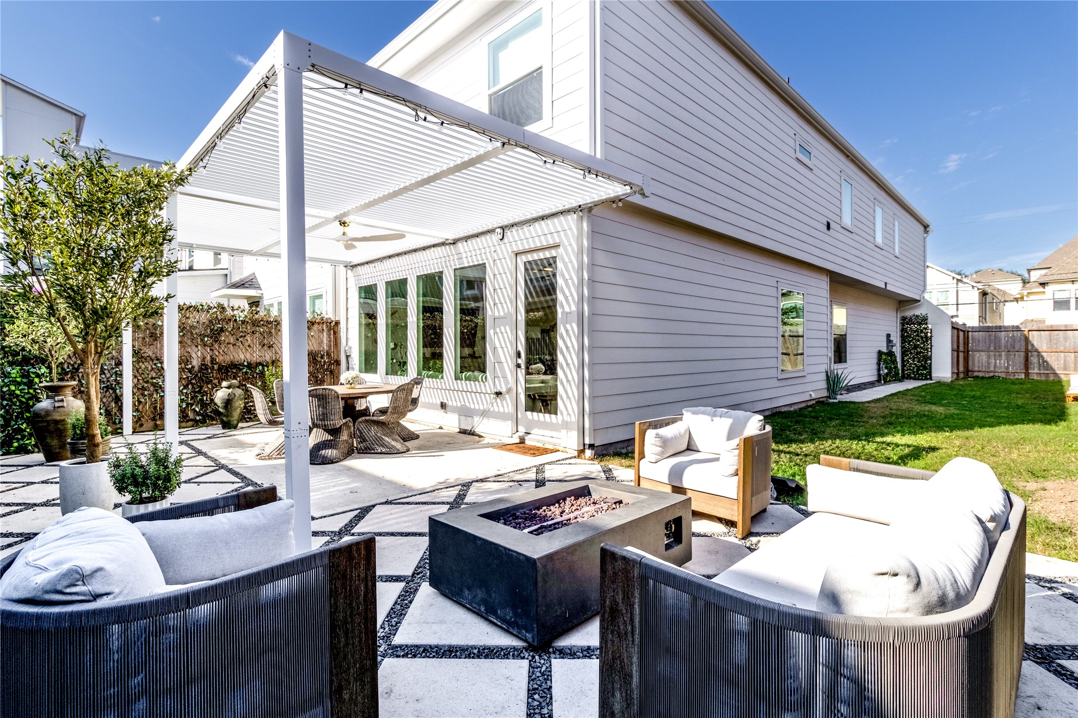 5233 Darling Street Houston TX 77007
