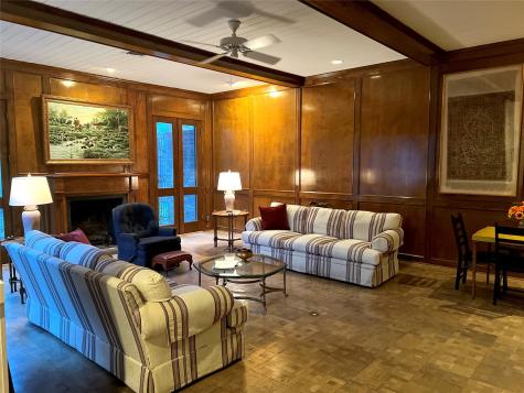 5610 Woodway Drive Houston TX 77056