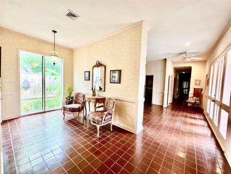 5610 Woodway Drive Houston TX 77056