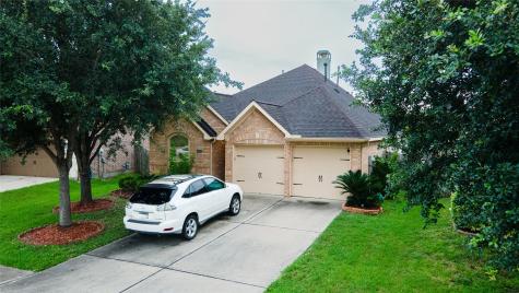 2627 Rosepoint Court Fresno TX 77545