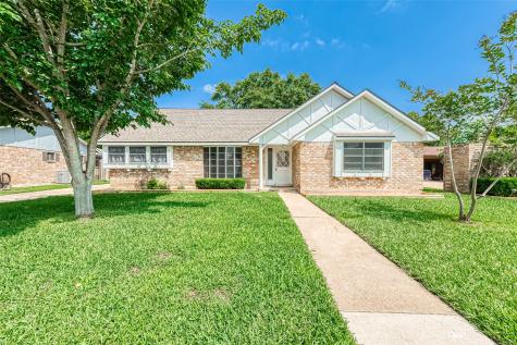 13546 Brook Hollow Drive Sugar Land TX 77498
