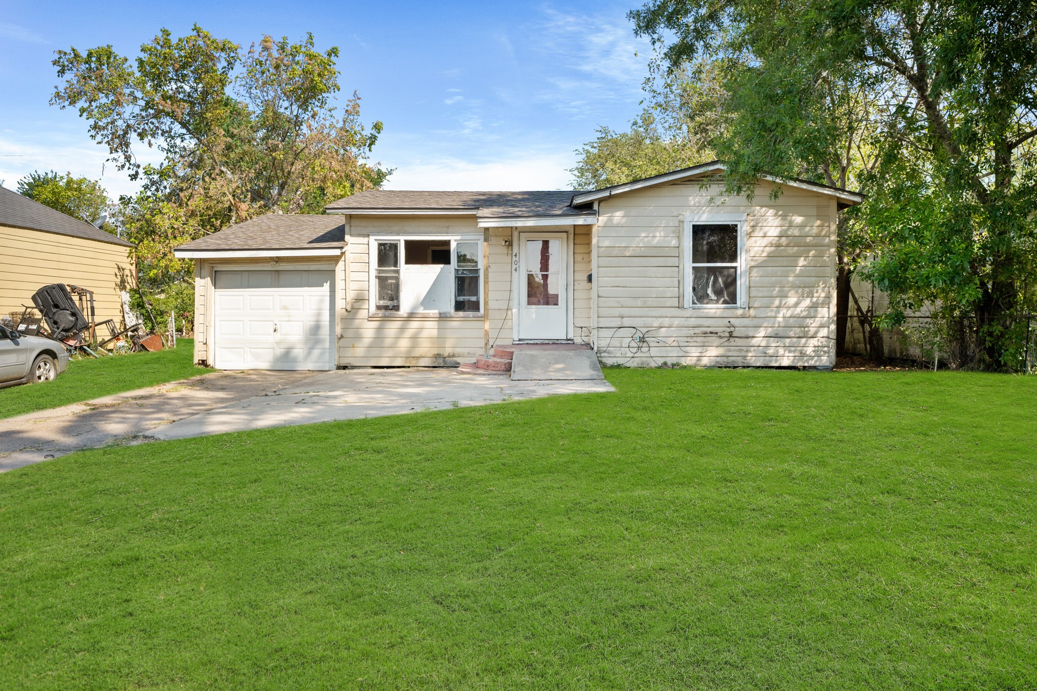 404 17th Avenue N Texas City TX 77590