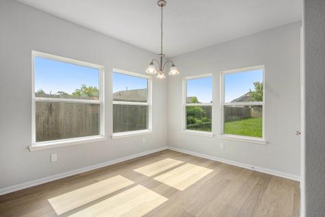 411 Wellshire Drive West Columbia TX 77486