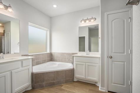 411 Wellshire Drive West Columbia TX 77486